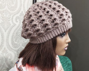 Crochet Women Bulky Beret, Winter Crochet Beige Hat, Chunky hat with visor, Winter woman Cap