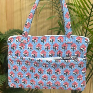 Floral Quilted Laptop Bag, Handmade Laptop Tote with Handles, Stylish Fabric Laptop Case for Women, Travel Friendly Office Bag Gift for Her