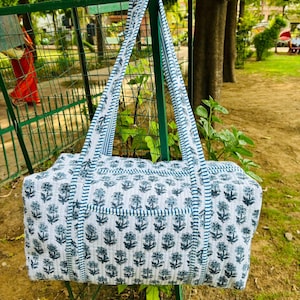 Großer Baumwoll Wochenend Seesack | Gesteppter Stoff Damen Reisetasche | Wiederverwendbare Strandtaschen | Gedruckte Handgepäcktasche, Urlaubsgeschenke