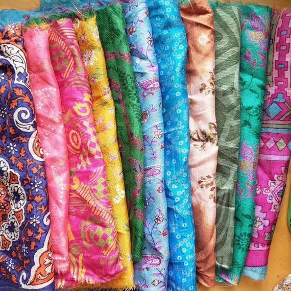 Indian Silk Sari Squares Fabric Square Pack Vintage Sari Silk Fabric  Remnants Scrap Bundle Craft Sewing Quilting Squares Junk Journal 