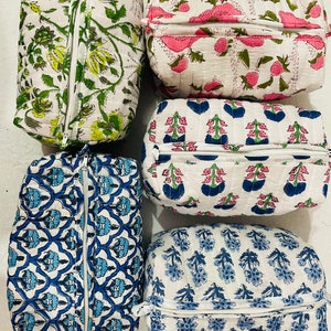 Vintage Floral Makeup Bag, Boho Quilted Cotton Cosmetic Bag, Block Print Toiletry Bag Women, Handmade Cosmetic Organizer, Travel Bag Gifts