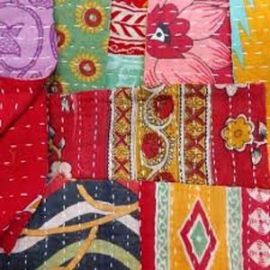 Boho Kantha Fat Quarter Bundle Indian Sari Fabric Scraps, Quilting Scrap Bundle, Quilt Scrap Bag,Junk Journal Kantha Quilt Fabrics Remnants