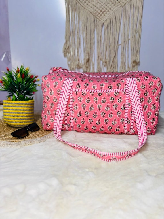 Gradient Colors Gym Duffel Bag, Travel Weekender Bag For Wome With A Toiletry Bag