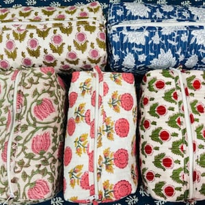 Grande borsa da viaggio trapuntata in cotone con stampa a blocchi / regalo ideale / fatta a mano / borsa da toilette / borsa cosmetica con stampa a blocchi accessorio da viaggio per le vacanze