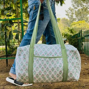 Large Cotton Weekend Duffle Bags | Quilted Fabric Women's Travel Bag | Reusable Beach Overnight Bags |Printed Hand Luggage Bag,Holiday gifts