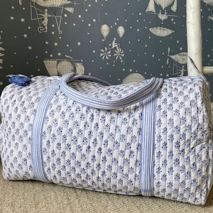Großer Baumwoll Wochenend Seesack | Gesteppter Stoff Damen Reisetasche | Wiederverwendbare Strandtaschen | Gedruckte Handgepäcktasche, Urlaubsgeschenke
