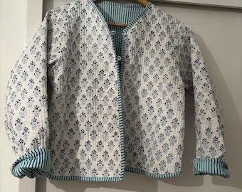 Giacca trapuntata in cotone con stampa floreale a blocchi, cappotto corto boho