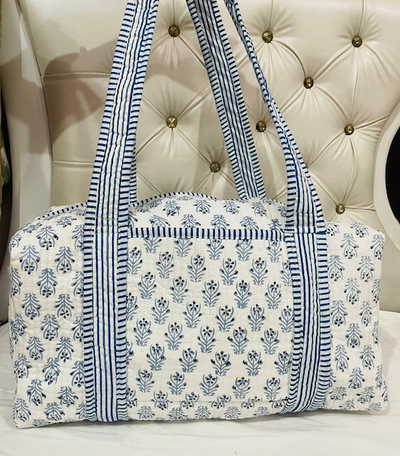 Grand sac polochon en coton pour femme Sac de week-end matelassé fait main  Sac de voyage floral grande trousse de toilette Sac de voyage, cadeau pour  fille -  France