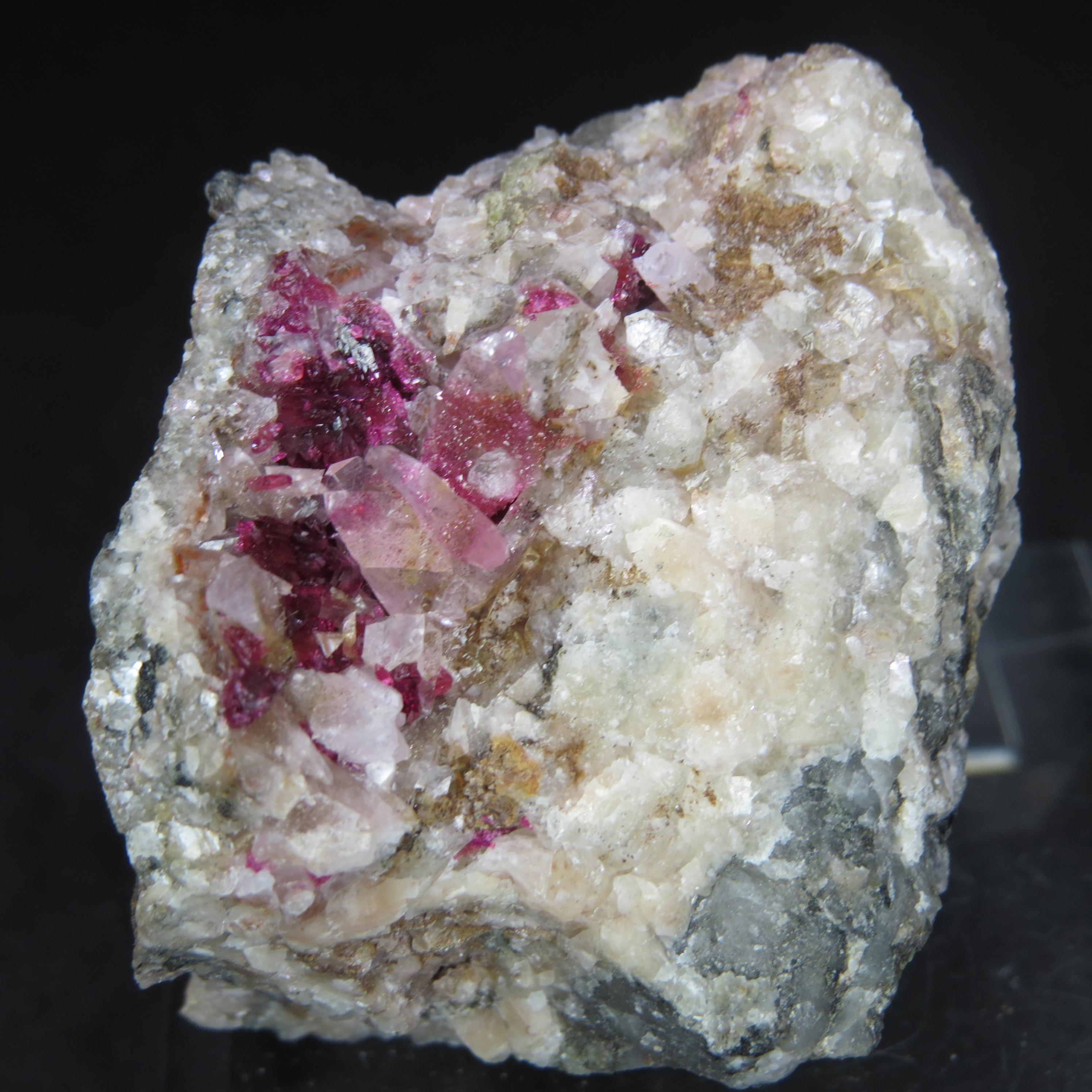 Roselite, Bou Azzer, Morocco