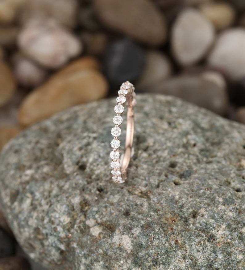 0.50 CT Classic Round Cut Diamond Wedding Band, Gorgeous Eternity Ann…