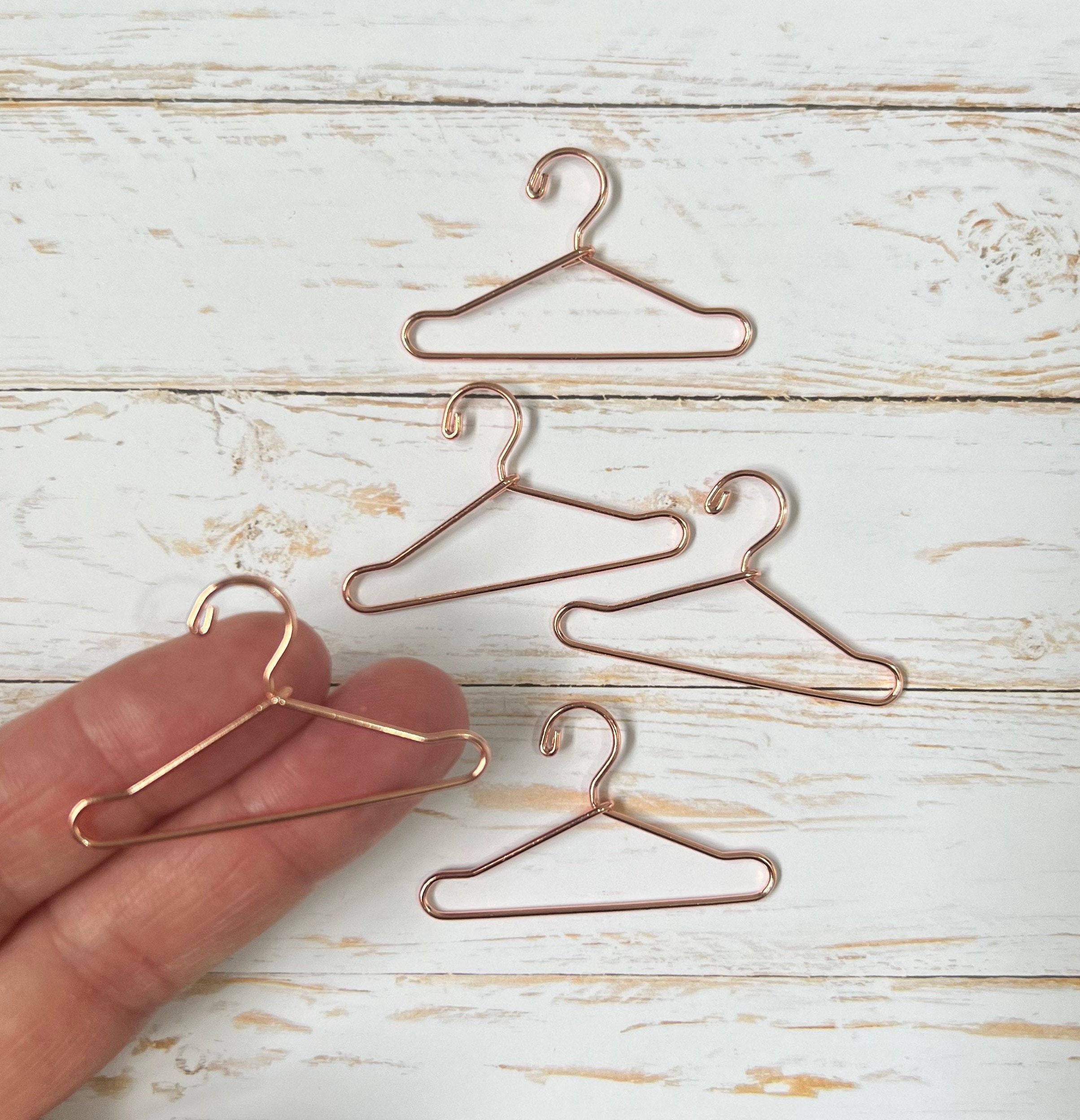 Wire Clothes Hangers 