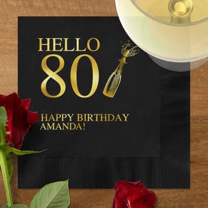 Servilletas de cumpleaños número 80, servilletas para fiestas de cumpleaños importantes, decoración para fiestas de cumpleaños número 80, saludos por los 80 años, servilletas para almuerzos de cumpleaños