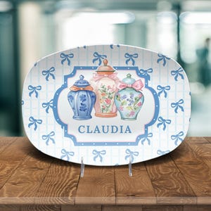 Gepersonaliseerde chinoiserie-schaal met gemberpot, aangepaste naam coquette ontwerp met blauwe strik en gingham, chinoiserie-bord preppy grandmillennial-bord