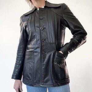 Vintage des années 90 ~ Blouson en cuir noir ~ Taille XS