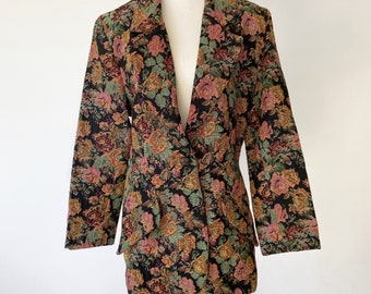 90’s Vintage Women’s Blazer Size L Floral Tapestry