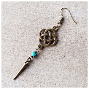 Bronze Celtic Knot Spike Earring: Turquoise Bead, Pirate Style