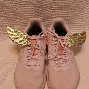 Gold wing shoes shop