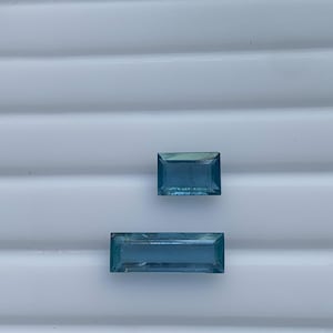 Natural aquamarine baguette inclusion ,2pieces ,4.4 cts ring size and very beautiful , for jewelry making, march birthstone, aquamarine