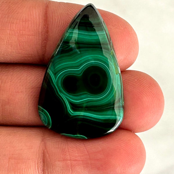 Malachite naturelle AAA 44 cts belle pierre, malachite de créateur, malachite rare, superbe vernis, qualité fine