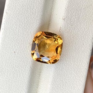 3.7 Cts natural Madeira colour citrine 10 MM AAA Quality cushion Shape , old cut beautiful cutting for jewelry making