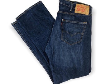 dark blue 501 levis