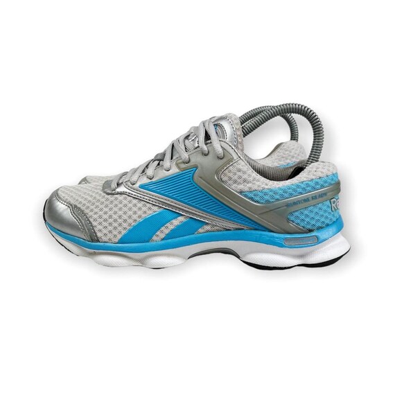 size 2 womens trainers