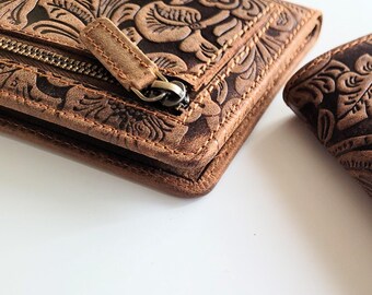 Small minimalist wallet women's • women's wallets • personalized gifts for her