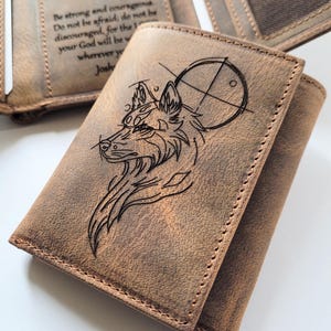 Cartera de piel auténtica de lobo salvaje, cartera de piel de primera calidad, cartera de hombre lobo de animal salvaje hecha a mano, regalo para él, idea de regalo de cartera de luna llena de lobo