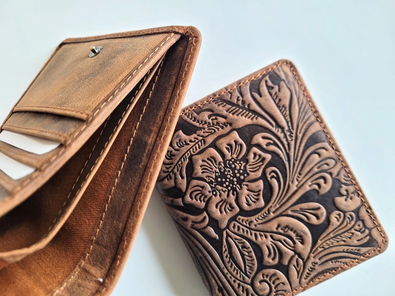 personalized gift, slim wallet, leather cards wallet, front pocket wallet, personalized wallet, monogrammed wallet, engraved wallet, leather accessories, credit cards holder, 1th anniversary gift, Custom wallet, Womens small wallet, Leather wallet women