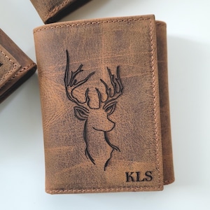 Men's RFID-Blocking Genuine Leather Wallet with Deer Hunting Design. Custom Gift for Dad and Husband. Mens Rustic Leather Deer Wallet