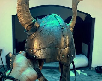 18 Gauge Steel Medieval Knight Fantasy Horned Viking Helmet Halloween Costume / Solid Steel Metal Viking Helmet With Horn