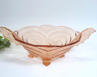 Ciotola grande, ciotola in vetro, ciotola su piedini - vetro Rosalin, vetro pressato rosa - anni '40