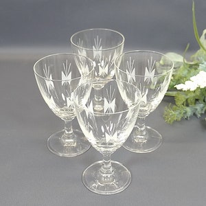 4 glasses, wine glasses, white wine glasses, drinking glasses, juice glasses, water glasses - 50s