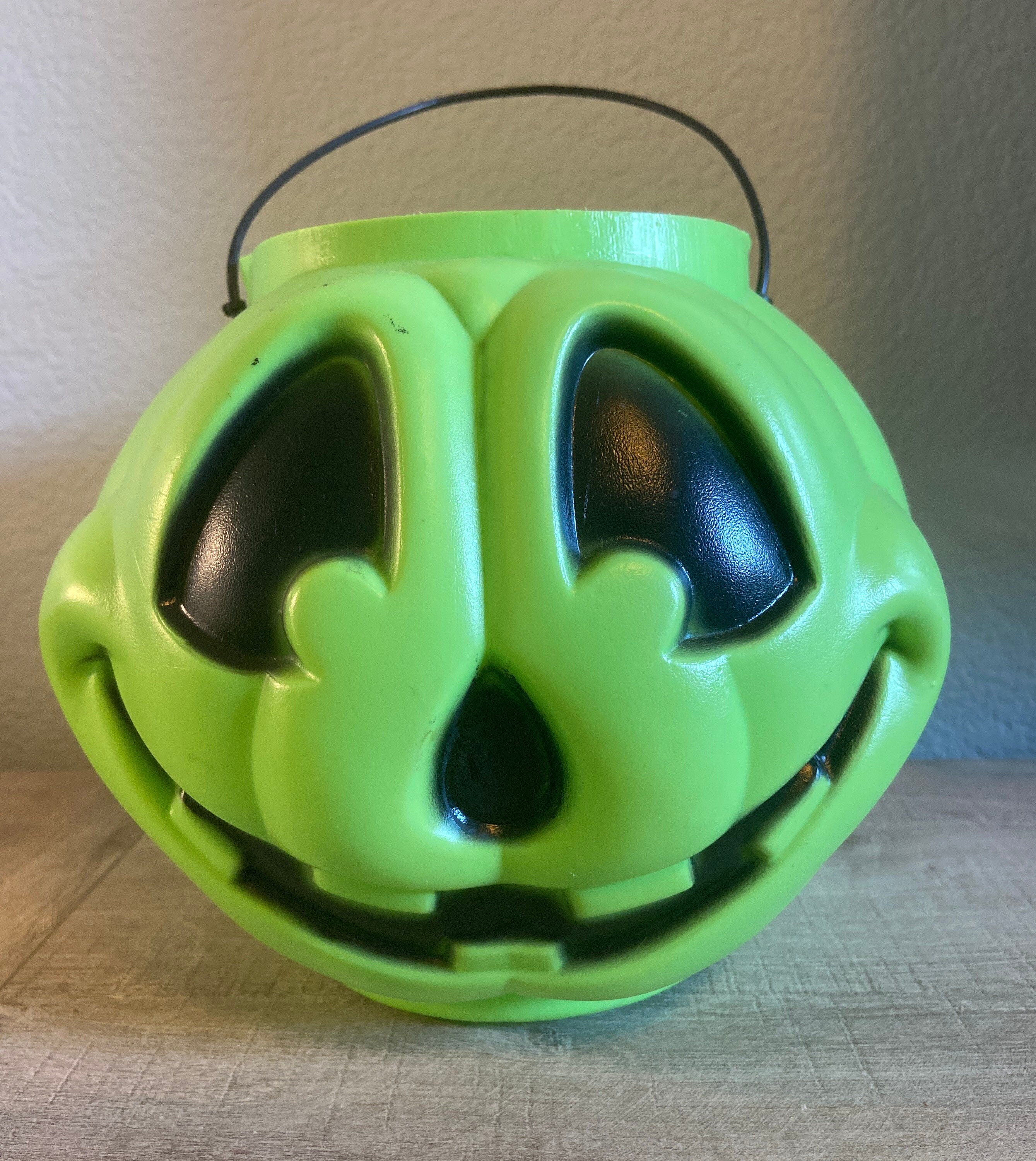 Vintage General Foam Plastics Halloween Blow Mold Neon Green Jack