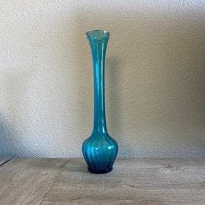 Vintage Turquoise Blue Glass Bud Vase Ruffled Edging