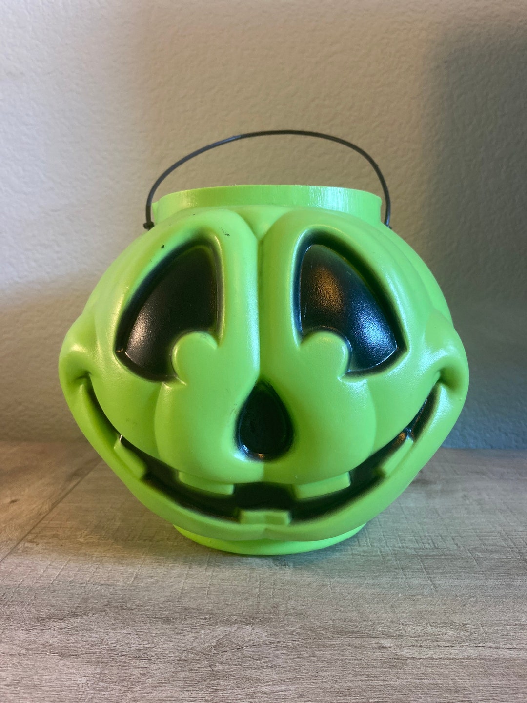 bombonero ボンプラミニ 蓄光 グリーンアクリルプレート b0nb0ner0 さんから ボンプラミニ アクリルプレート 入荷してます