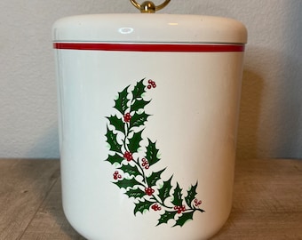 Vintage SS Lacquer Ware Christmas Holly Ice Bucket Made in Japan