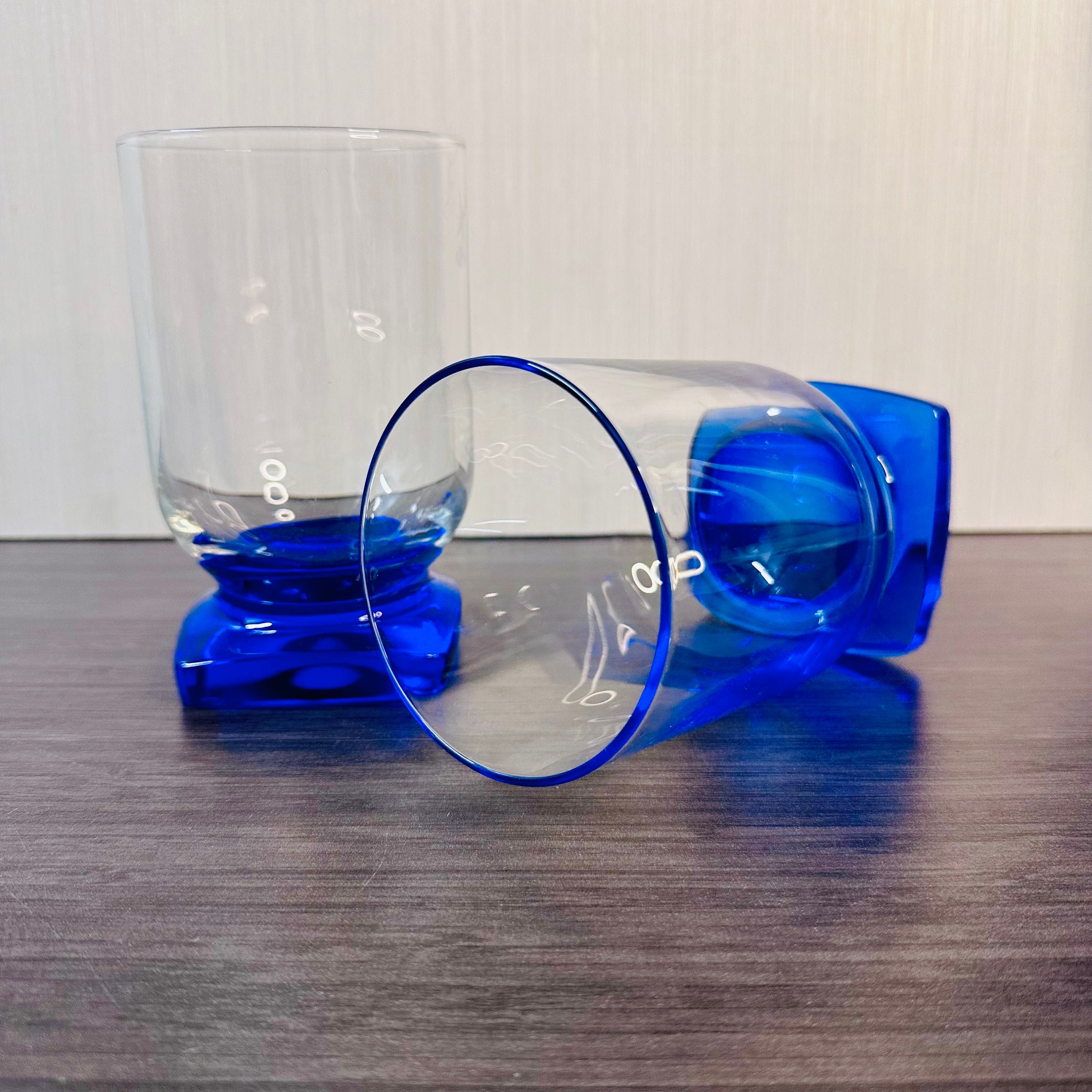 Bormioli Rocco Cobalt Blue 6set ヴィンテージ A Pair of Vintage Bormioli Rocco Lbisco Cobalt Blue Glass Footed