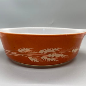 Vintage Pyrex Autumn Harvest Wheat Pattern 471-B Tab Handles Casserole Dish No Lid