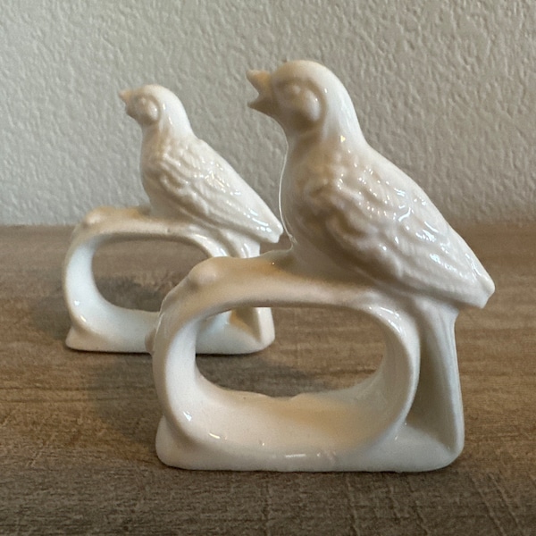 A Pair of Vintage Ceramic Bird Napkin Rings