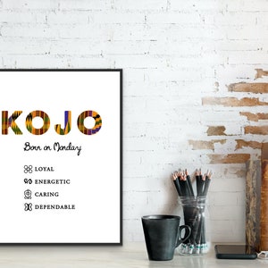 Pode incluir: Um design de arte de parede imprimível com o nome "KOJO" em letras coloridas com padrões. O texto "Nascido em uma segunda-feira" está abaixo do nome, seguido de uma lista de traços de personalidade: Leal, Energético, Carinhoso, Confiável.