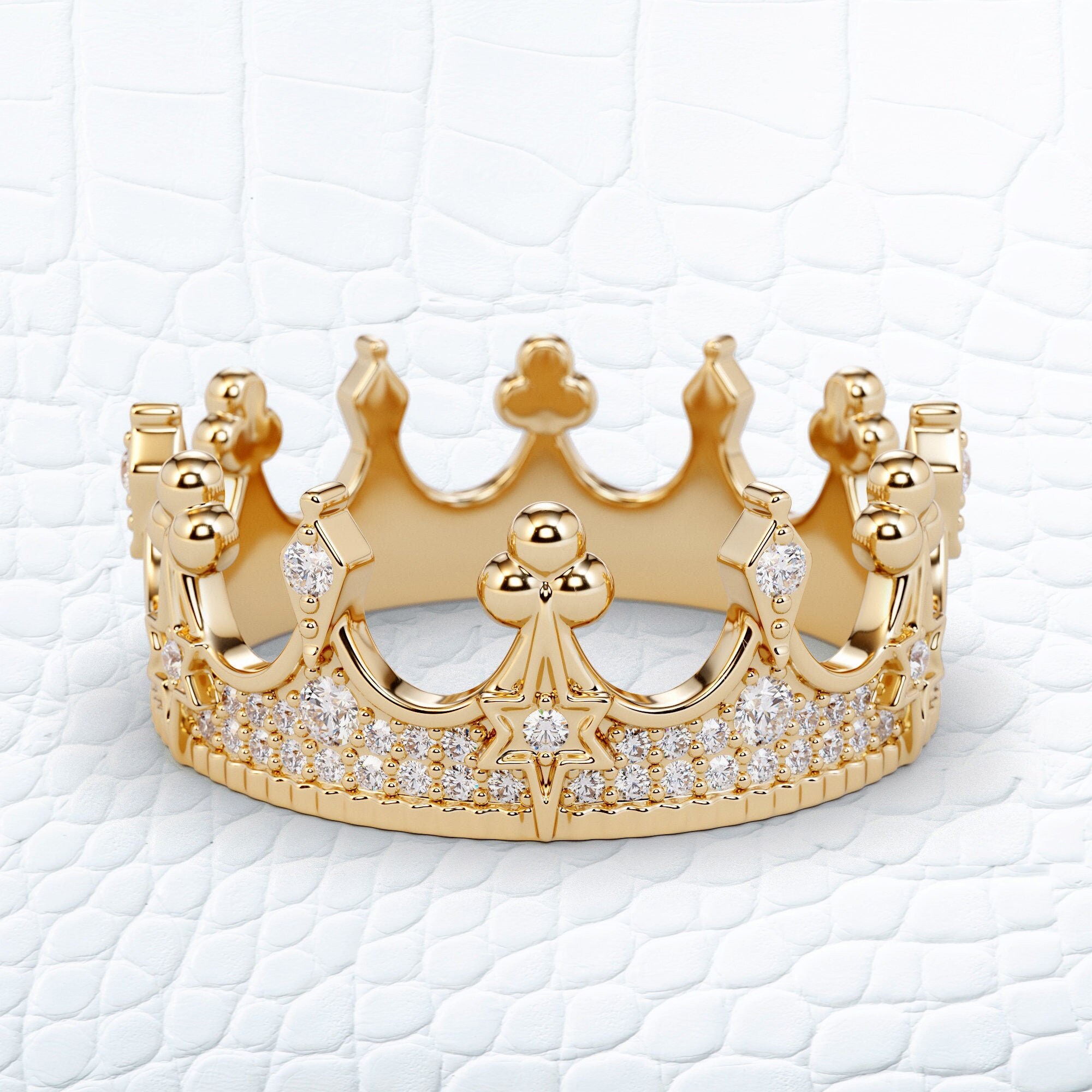 Gold crown hotsell with diamonds