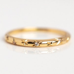 14k Gold Starburst Ring: CZ North Star Band