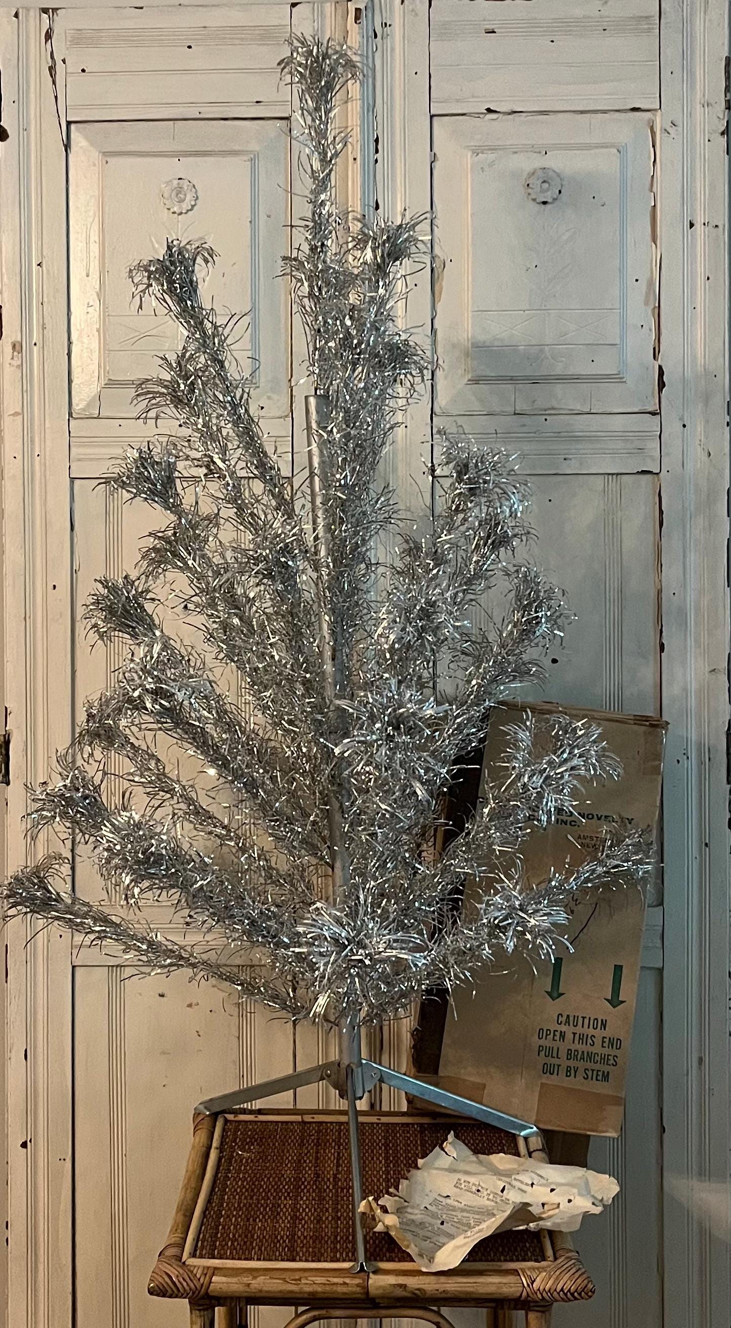 Sapin De Noël Vintage Consolidated Novelty Co. - 4 Pieds (120cm) - 34 Branches Cellophane - Années 1960 - Boîte D'origine
