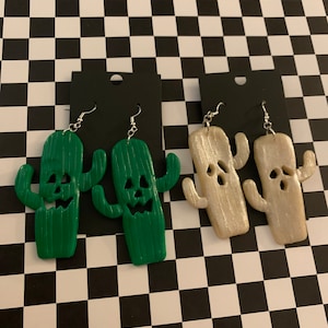 Summerween cactus earrings