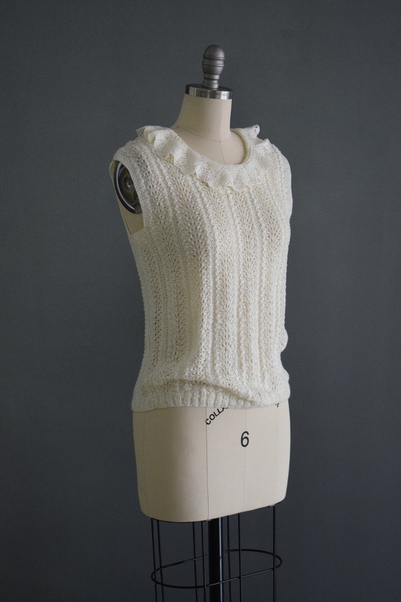 Vintage Ivory Ruffle Collar Crochet Knit Top - image 4