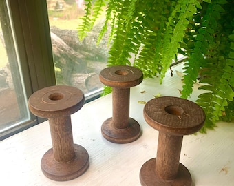 Bobinas de madera vintage, bobinas de costura de la Revolución Industrial, juego de 3