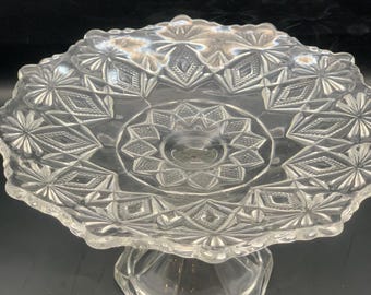 Soporte para pasteles EAPG transparente de 23 cm con diseño vintage de estrellas y diamantes.