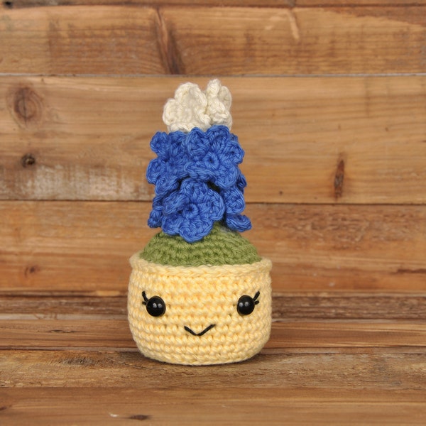 Texas Bluebonnet, Yellow Pot, Texas Flowers, Crochet Plant, Hand Made, Amigurumi, Gift for Friend, Gift for Her,Birthday Gift, Easter Basket