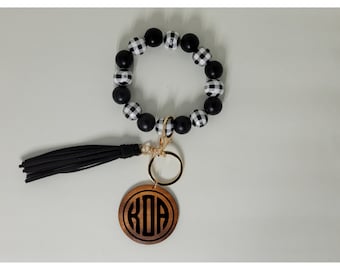 monogram keychain bracelet, teenage girl gifts, personalized keychain for women, initial keychain wristlet, new mom gift, college student